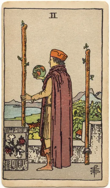 ไพ่ทาโรต์ 2 ไม้เท้า Two of Wands